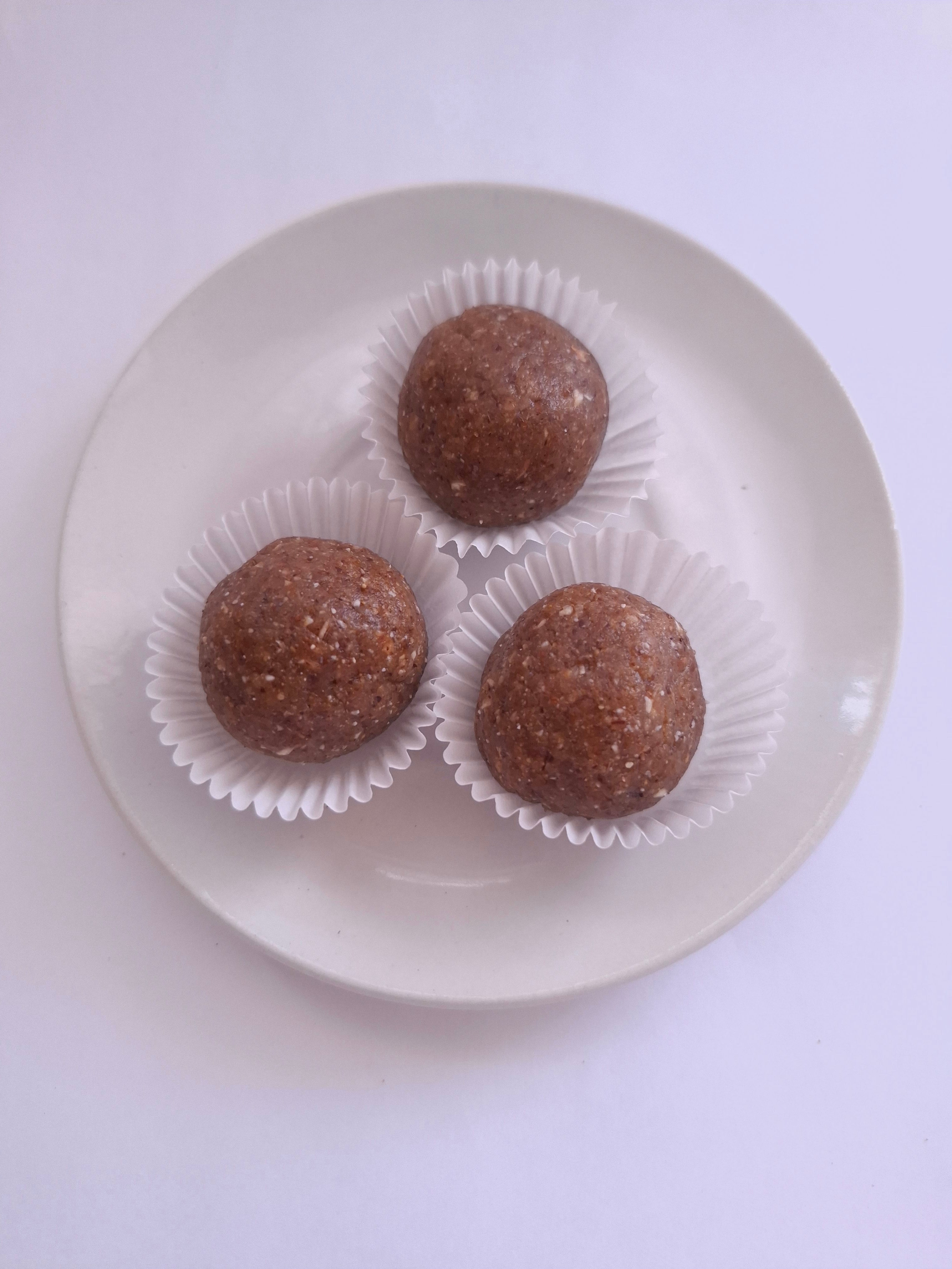 Dry fruits and nuts  ladoo